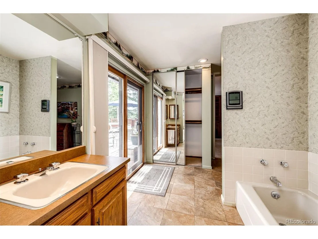 Photo of 3876 Ridge Rd