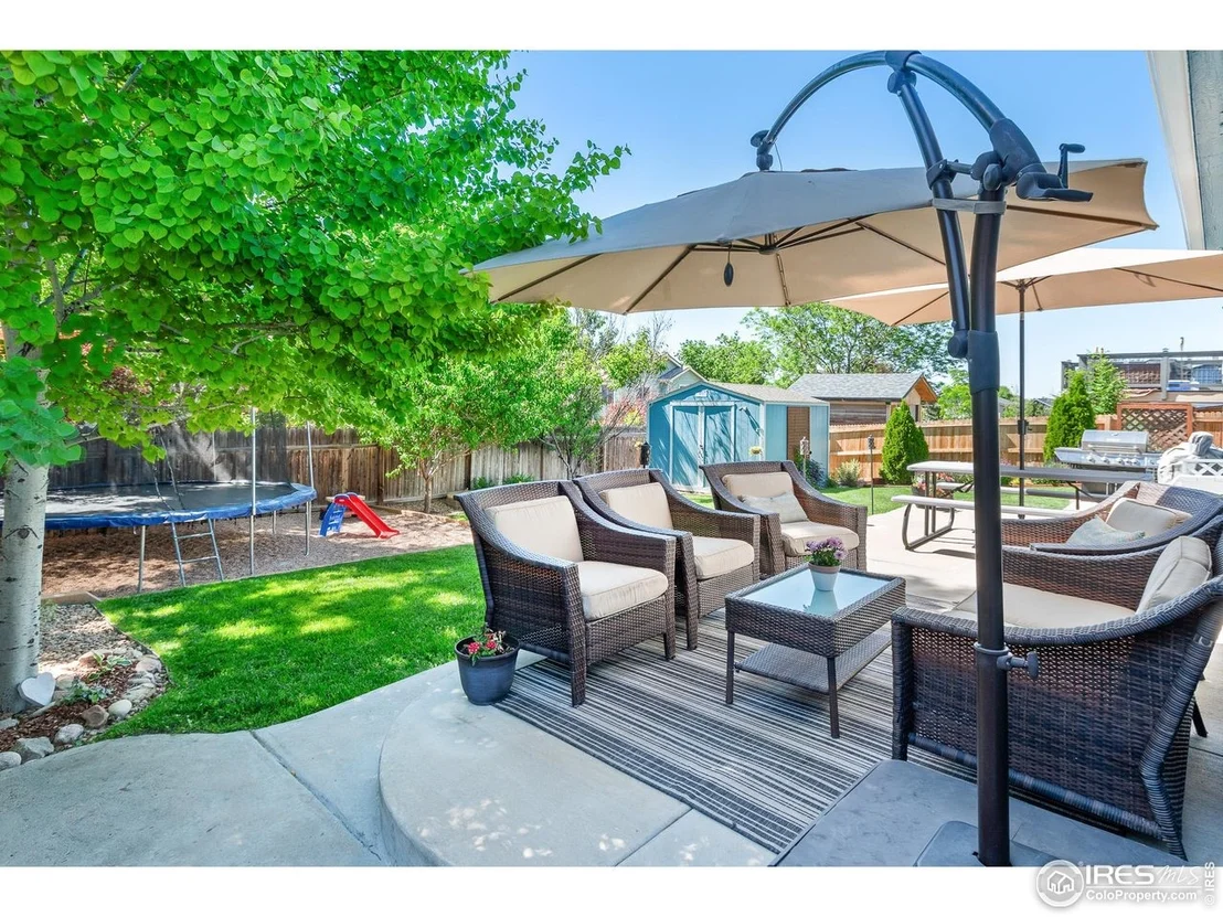 Photo of 205 Sunset Ln
