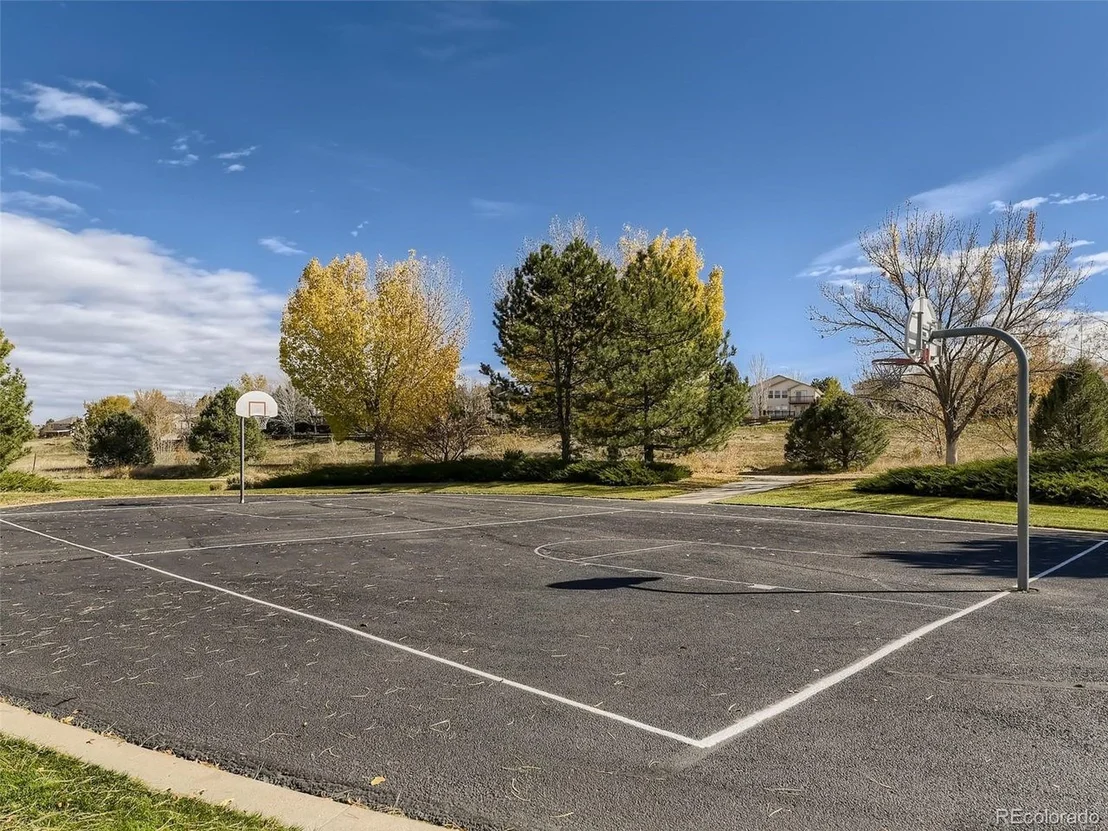 Photo of 10011 Mackay Dr