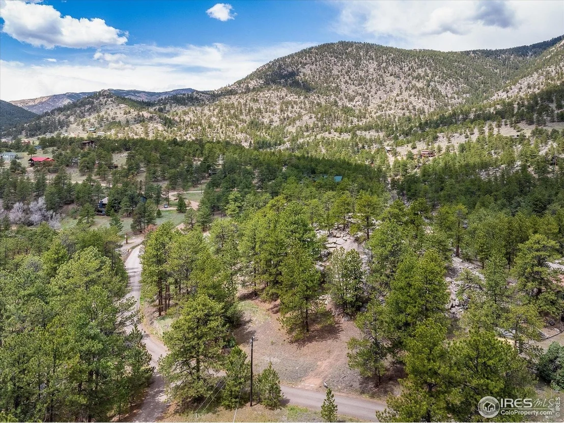 Photo of 1289 Kiowa Rd