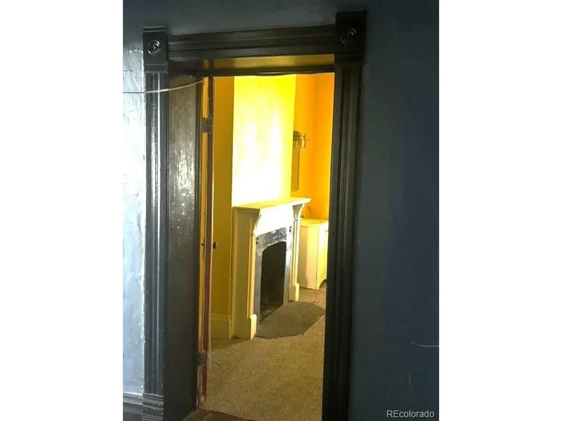 Photo of 331 Main St