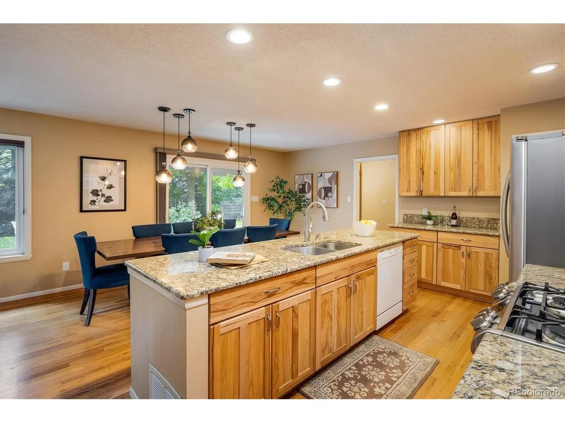 Photo of 4731 Mckinley Dr