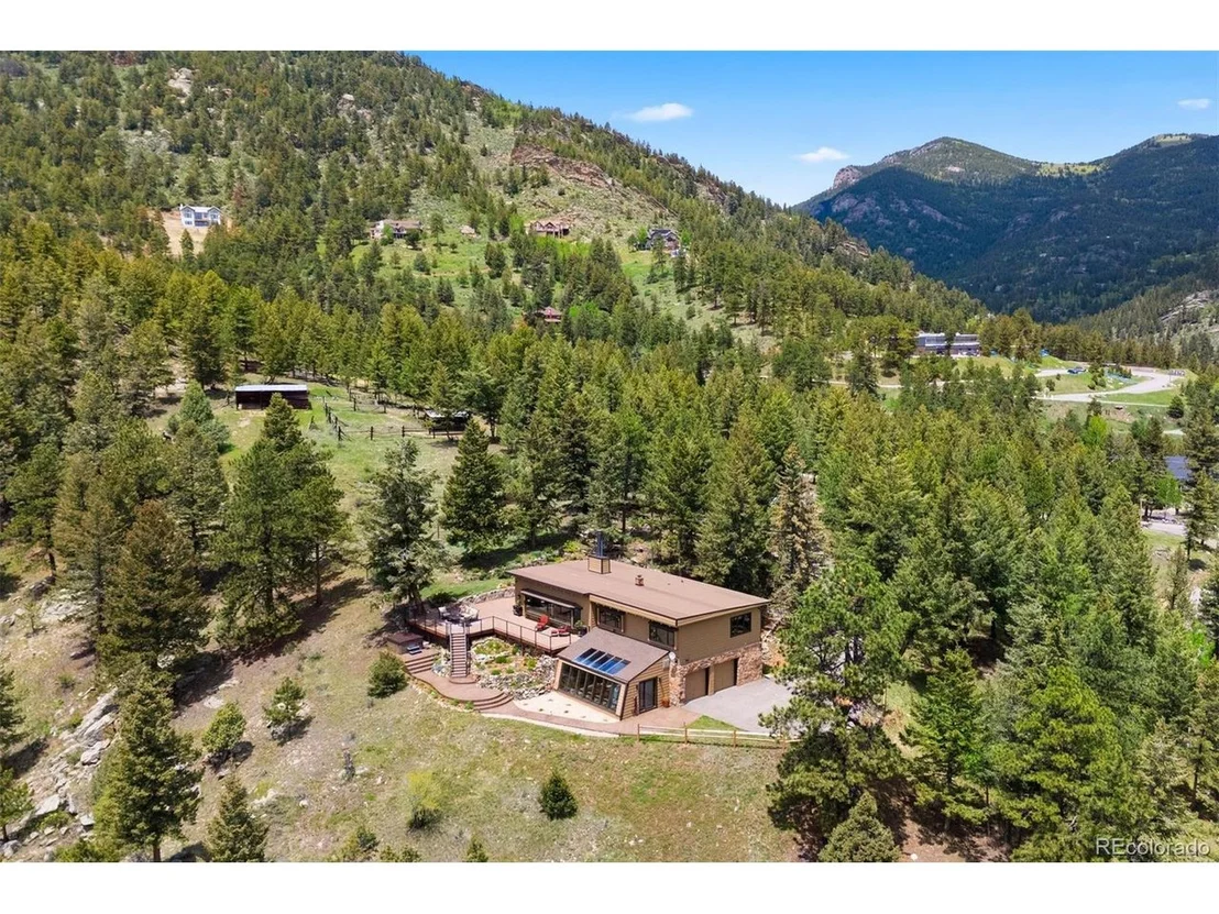 Photo of 187 Marion Dr