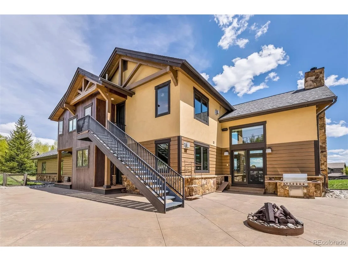 Photo of 127 Royal Redbird Dr