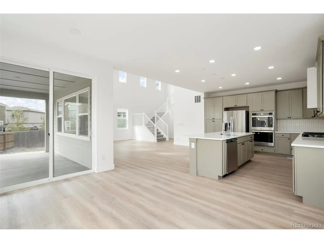 Photo of 13342 Newport Cir