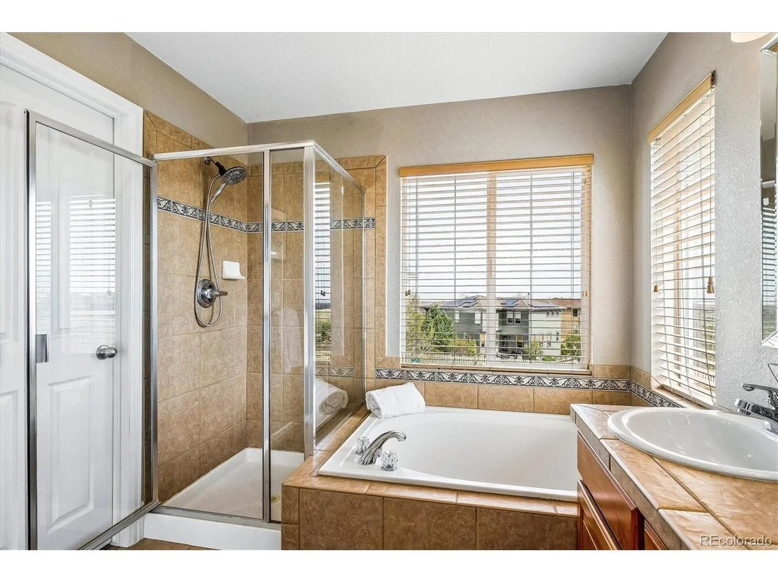 Photo of 5444 Fullerton Cir