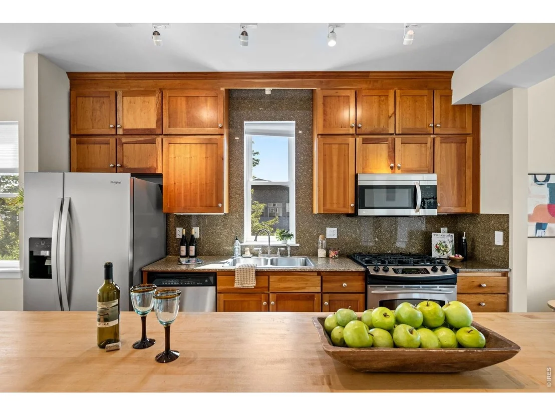 Photo of 1299 Yellow Pine Ave