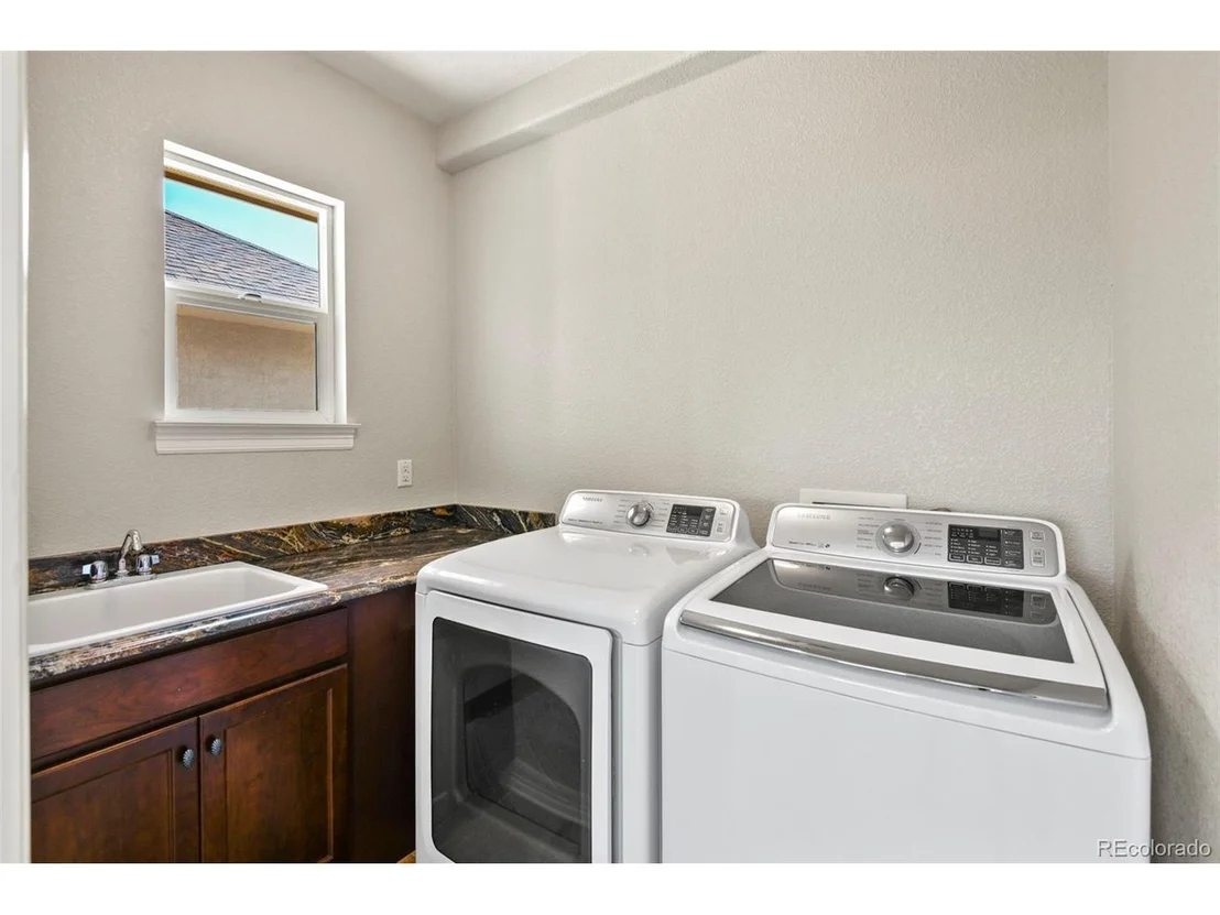 Photo of 13973 Pinehurst Cir