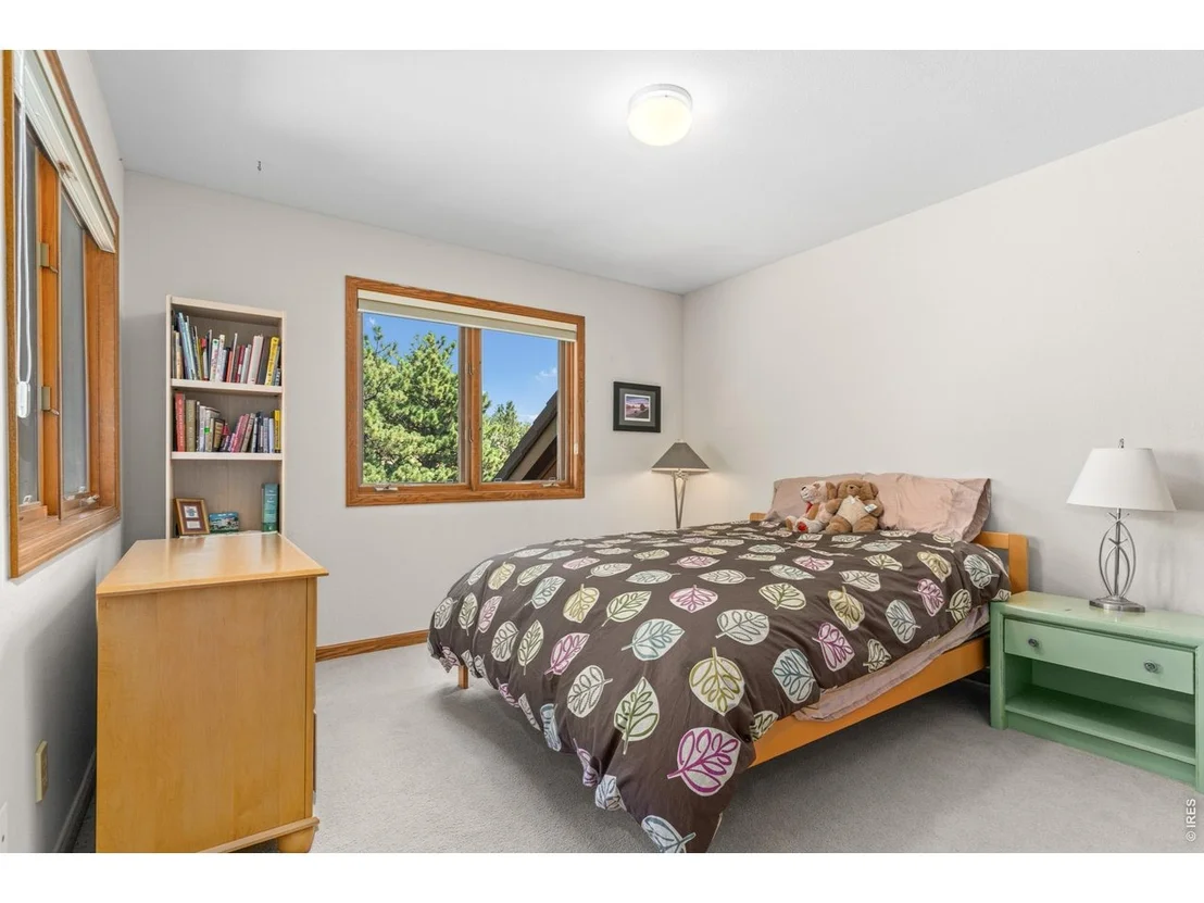 Photo of 716 Brook Rd