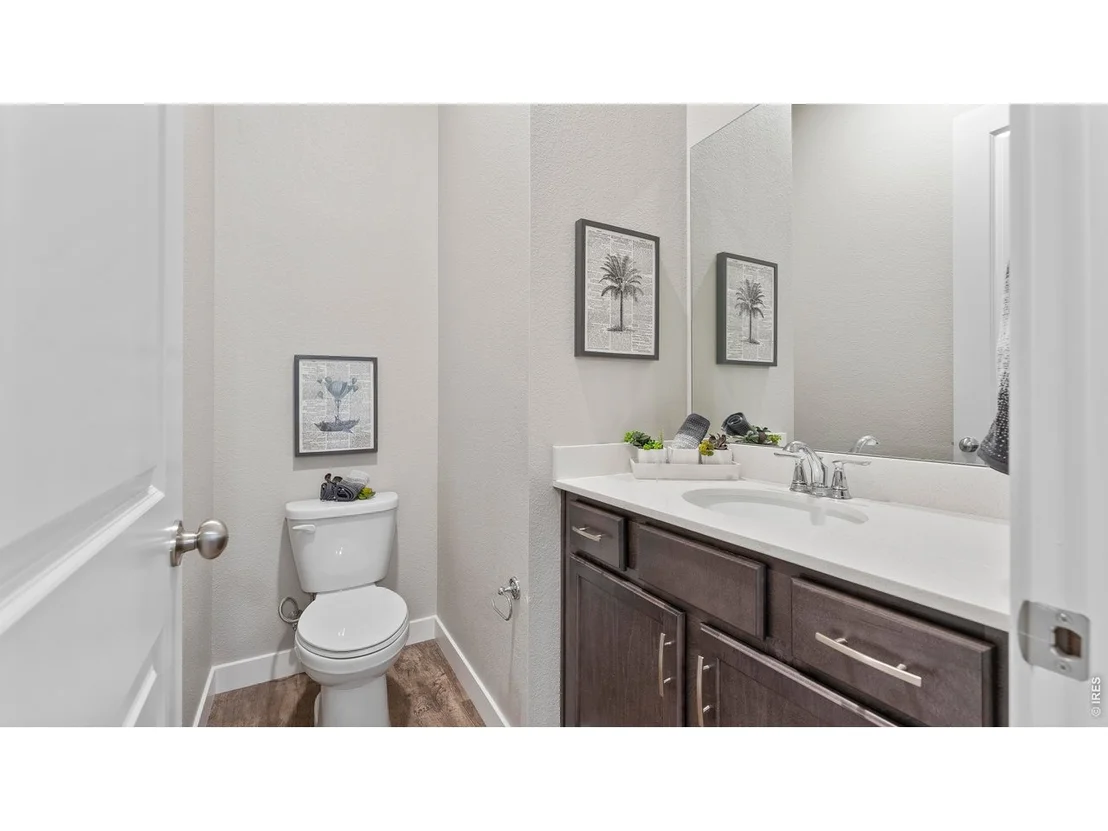Photo of 6796 Maple Leaf Dr