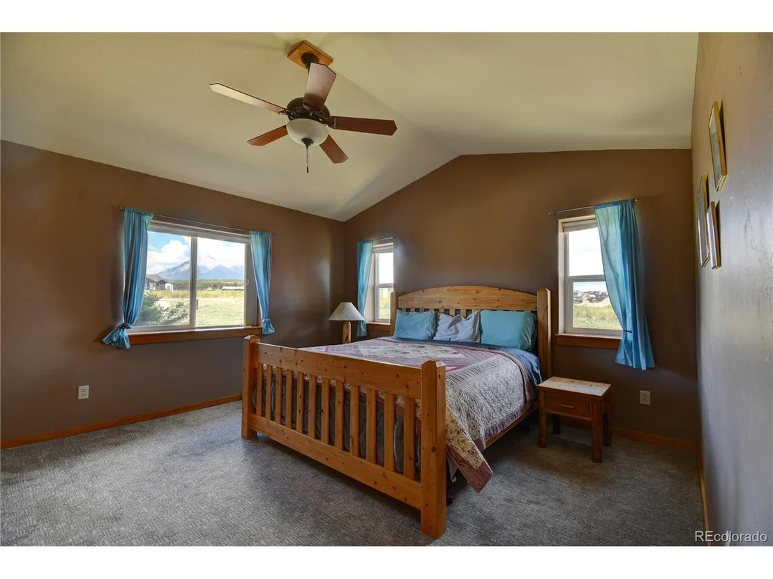 Photo of 8250 Windmill Ln