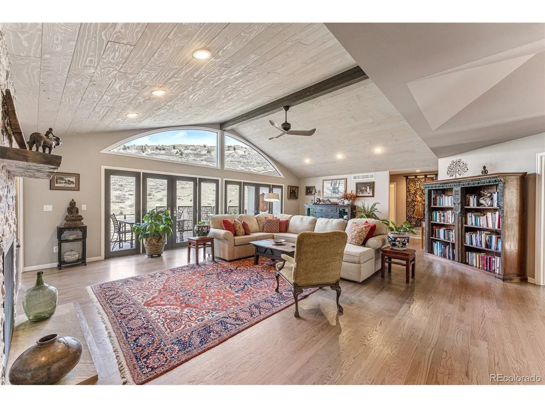 Photo of 5911 Crestbrook Dr