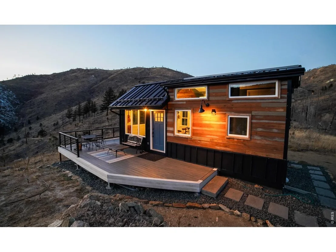 Photo of 560 Emerson Gulch Rd