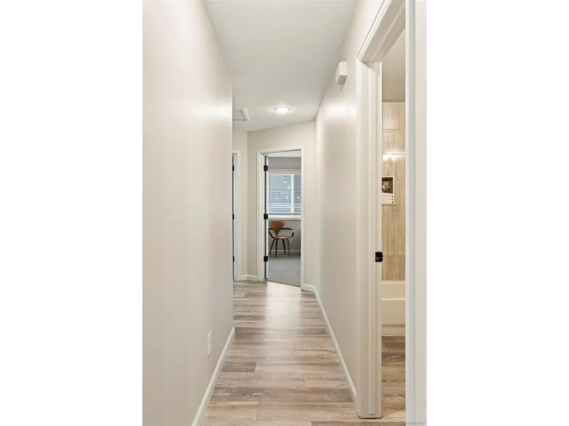 Photo of 818 Baker St