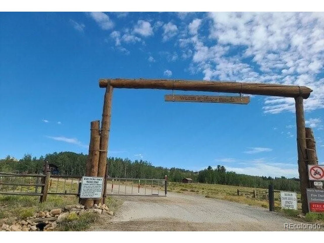 Photo of 979 Sheep Ridge Rd