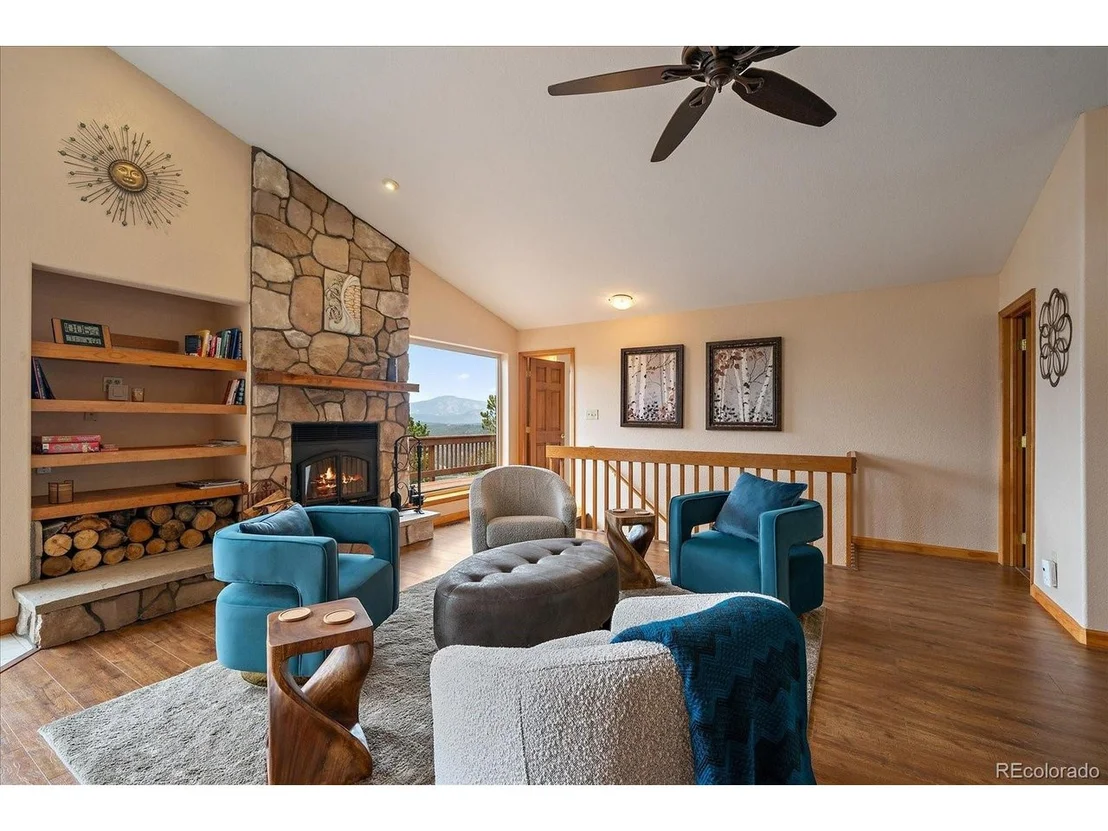 Photo of 90 Hilltop Dr