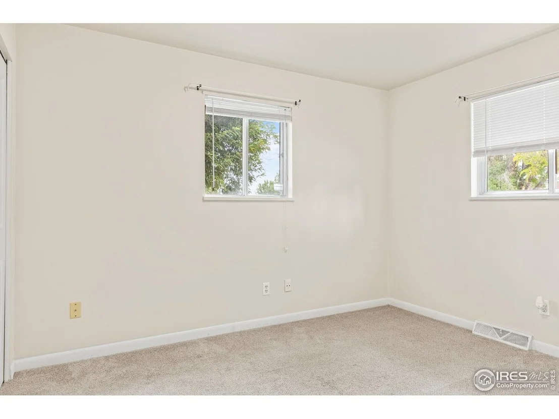 Photo of 525 36th Ave Ct