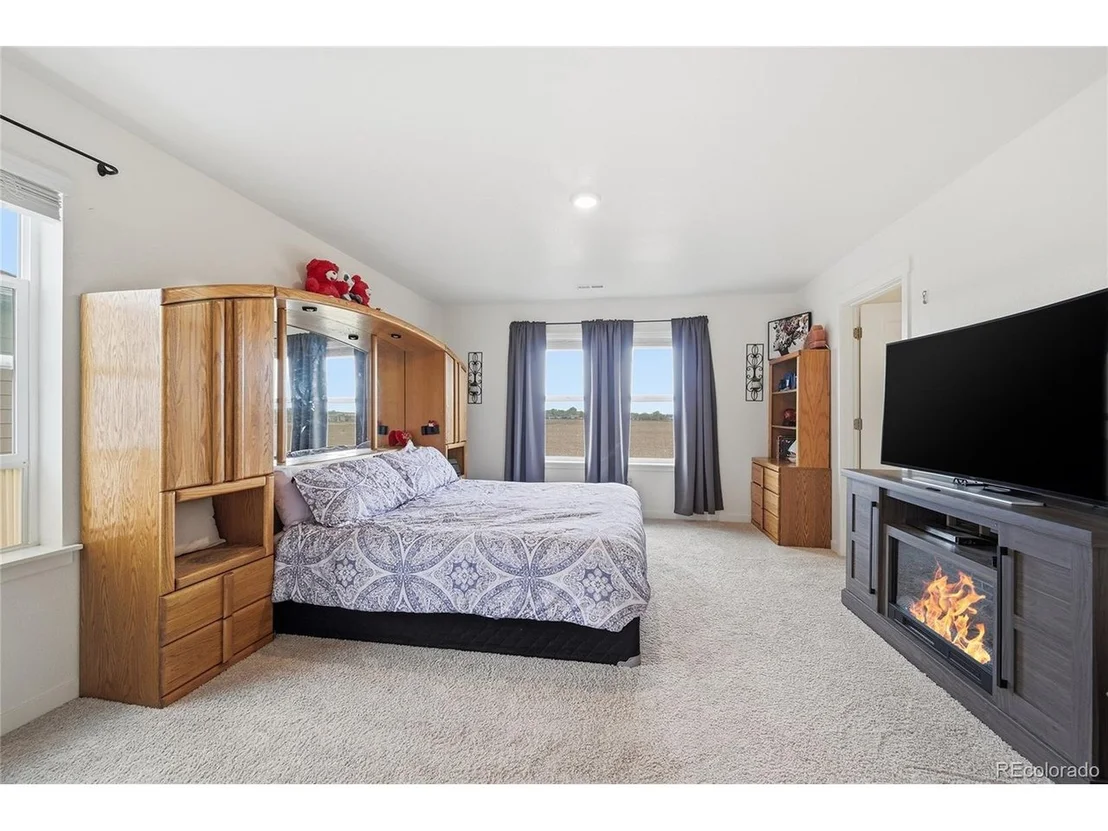 Photo of 281 Raven Ln