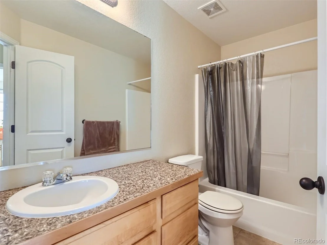 Photo of 3243 Tamarac Ln