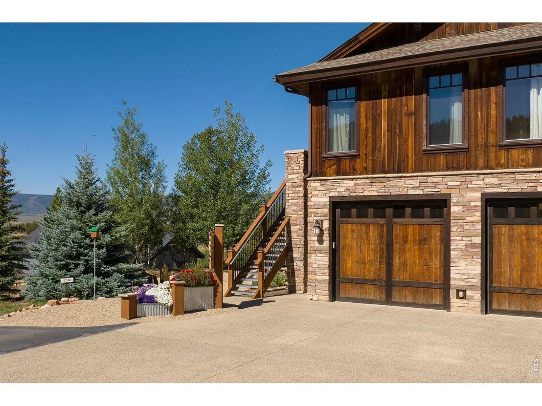 Photo of 320 County Road 8947