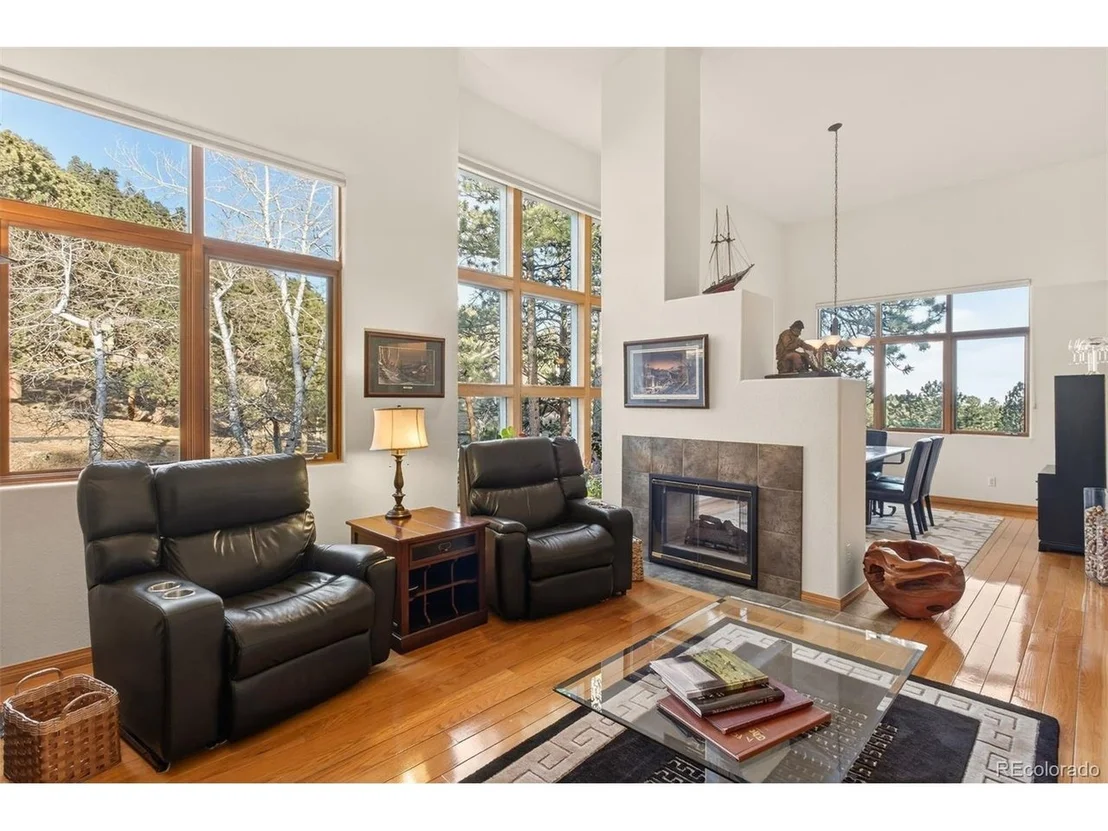 Photo of 1419 Tamarac Dr