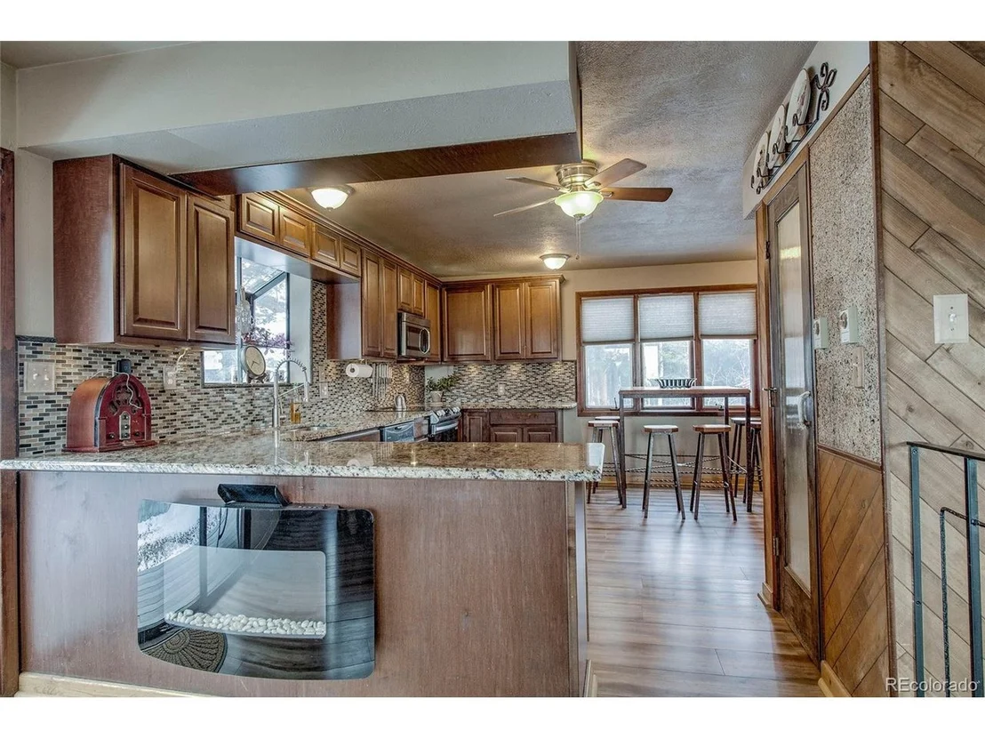 Photo of 637 Rock Rd