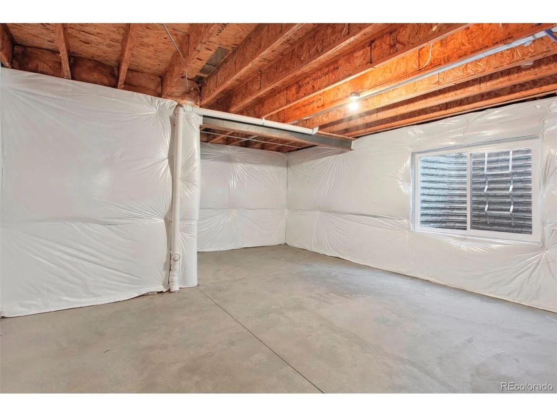 Photo of 17885 Mining Way