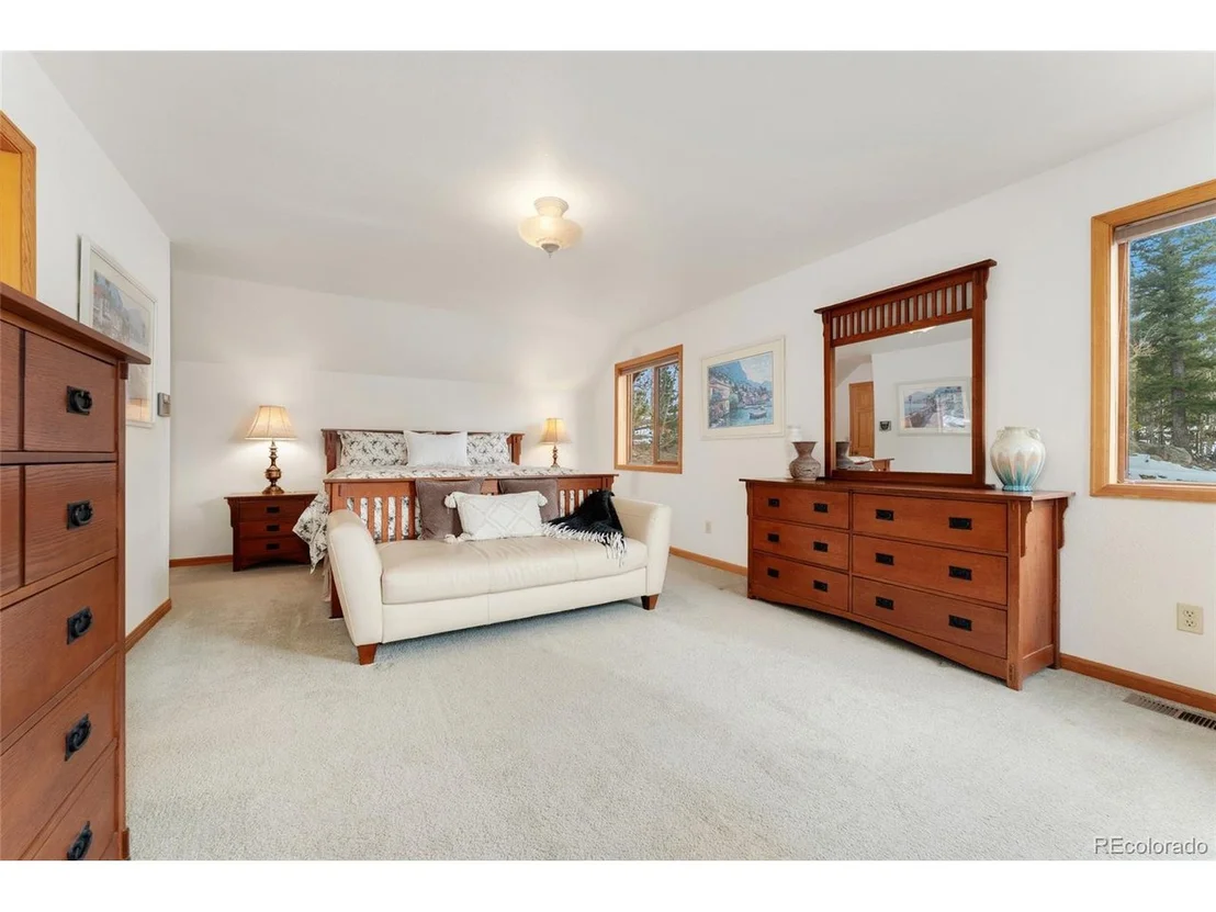 Photo of 660 Coyote Cir