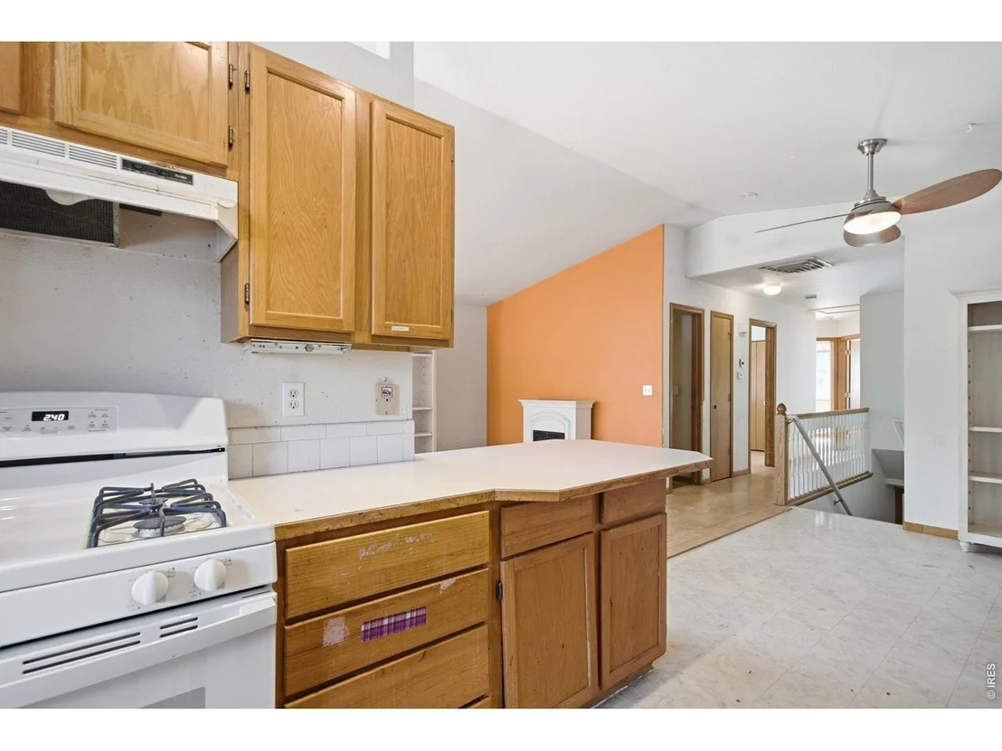Photo of 347 Walnut Dr