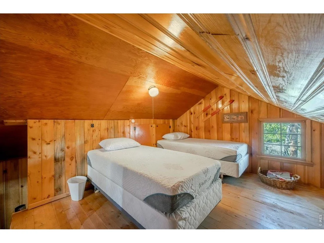 Photo of 151 Cliff Dr