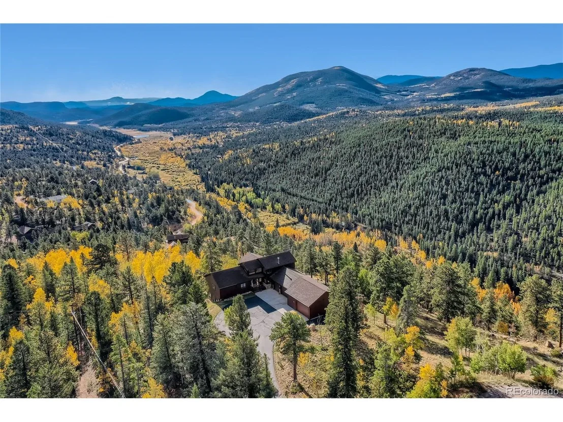 Photo of 1302 Royal Ridge Dr