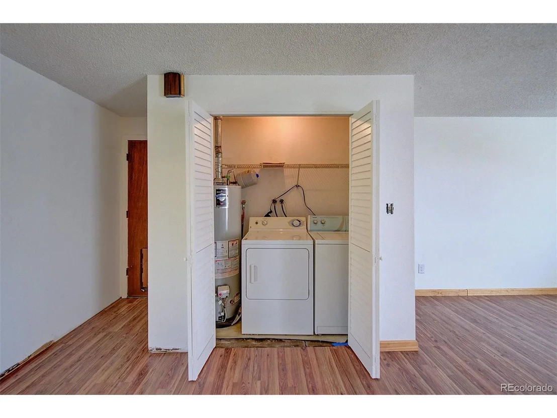Photo of 10067 W 68th Pl