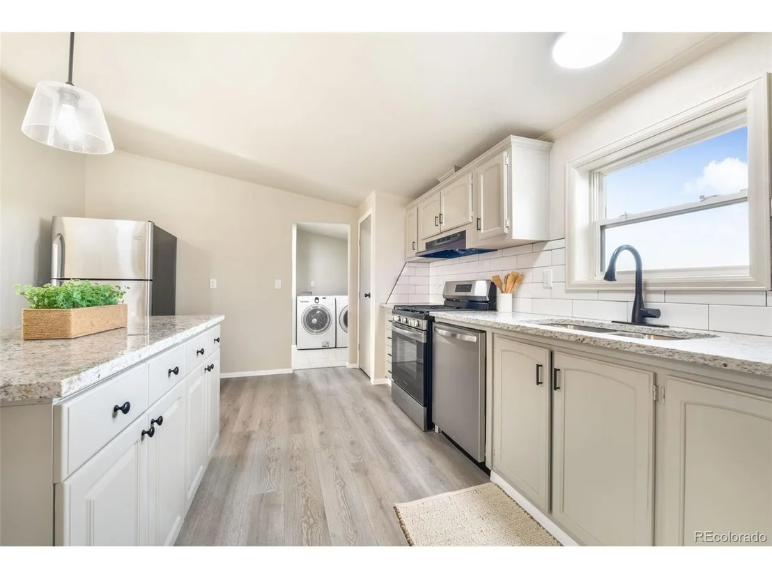 Photo of 15054 Pamela Way