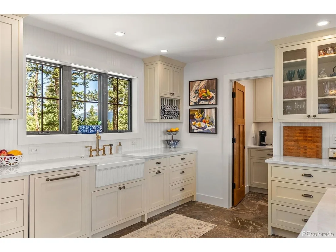 Photo of 192 Nova Dr