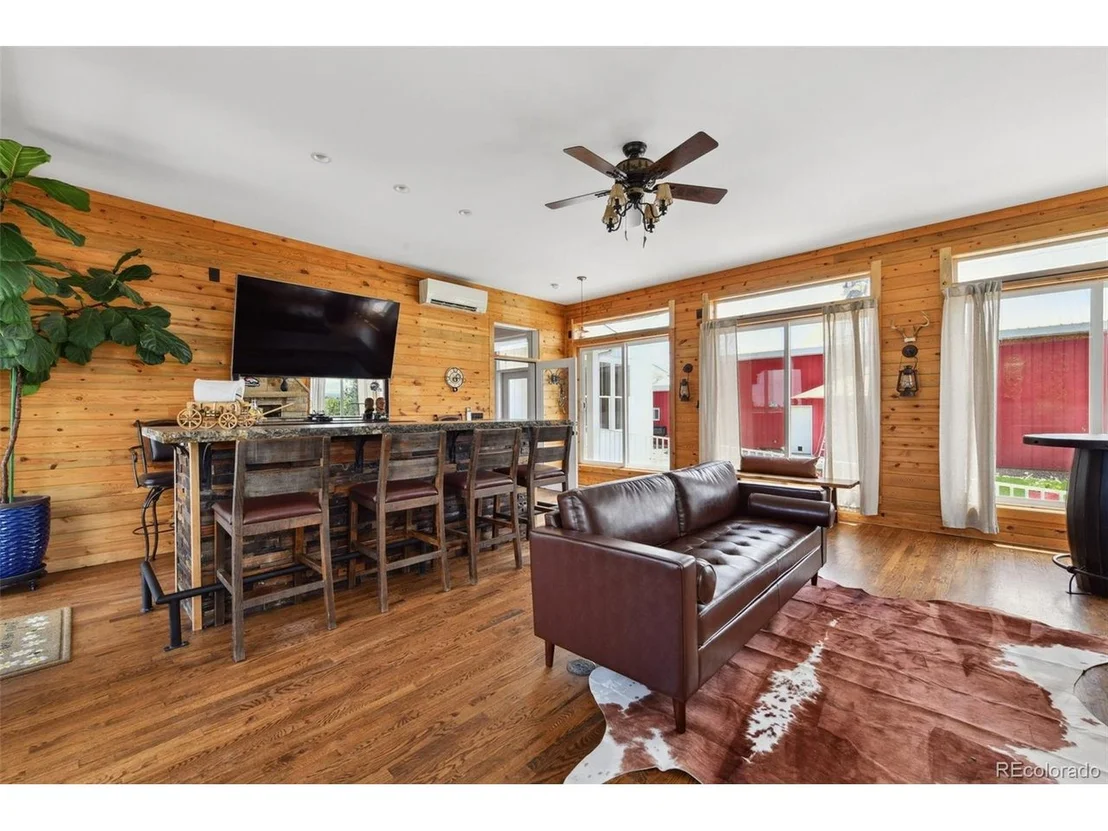 Photo of 6261 County Road 41