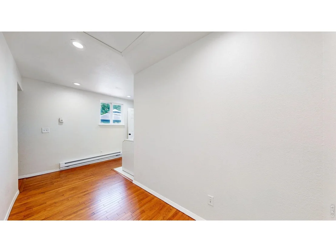 Photo of 521 1st Ave