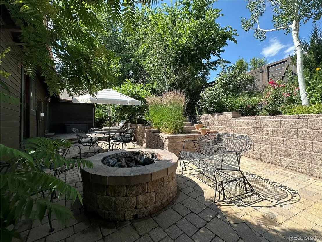 Photo of 7454 Queen Cir