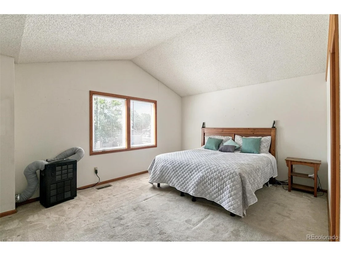 Photo of 7471 Rattlesnake Dr