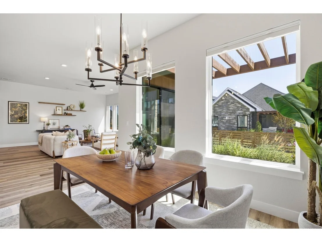 Photo of 1727 Barefoot Dr