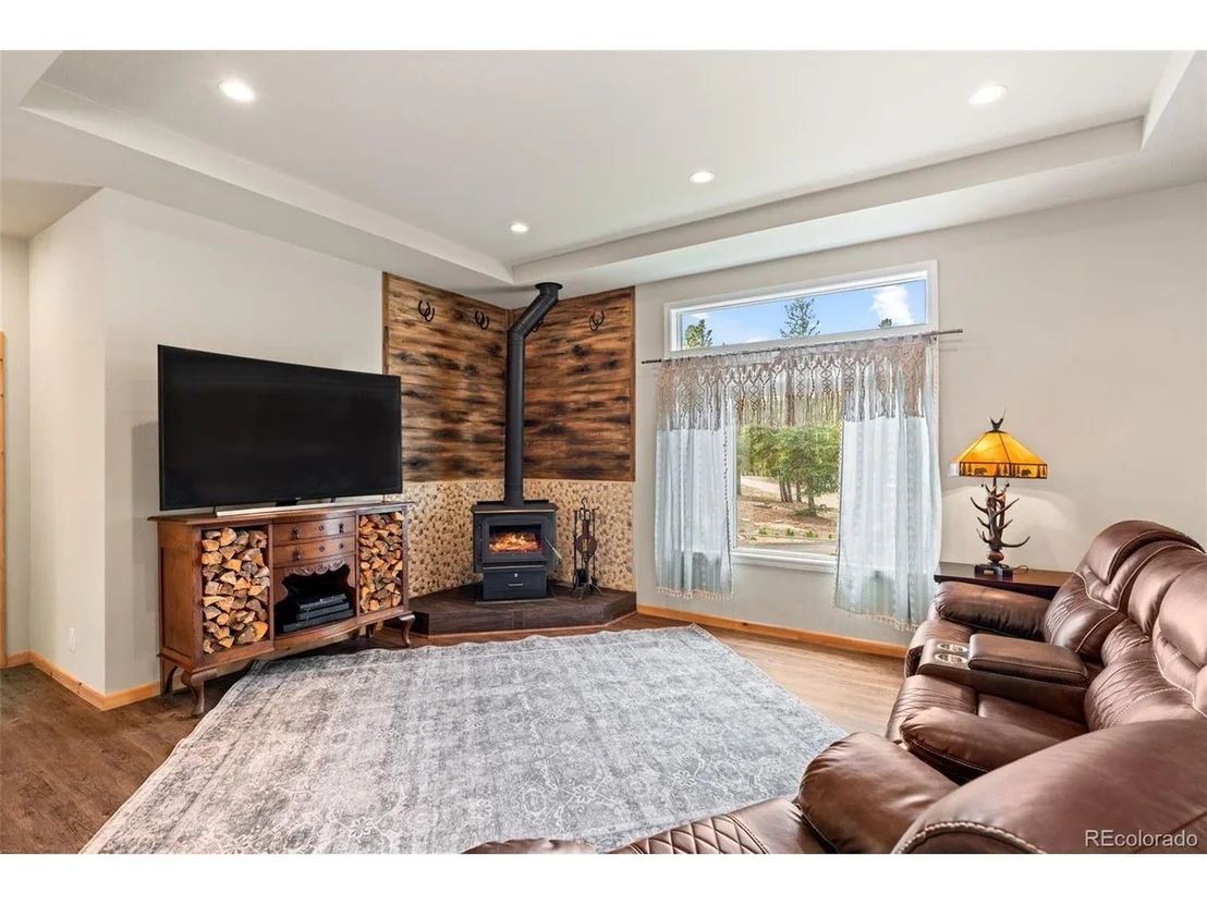 Photo of 74 Valley View Ln