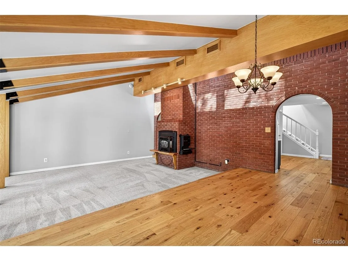 Photo of 1120 Meadowlark Dr