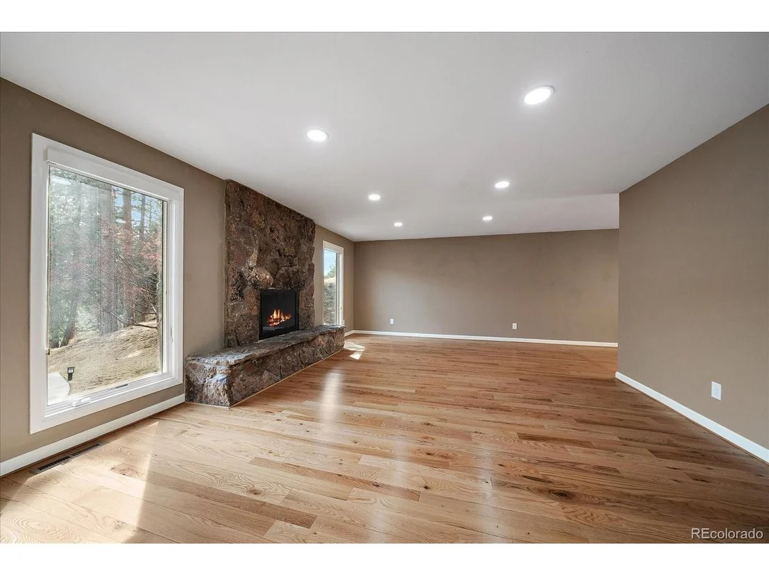 Photo of 4039 Histead Way