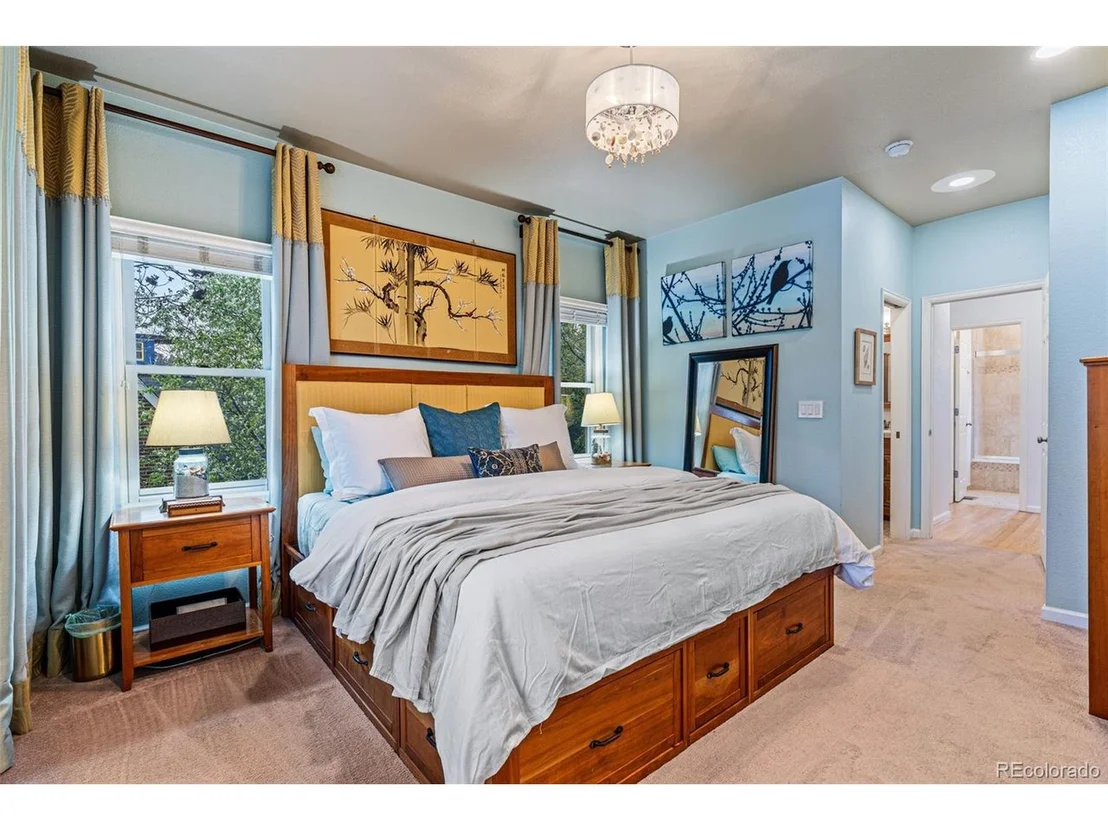 Photo of 1004 Katy Ln