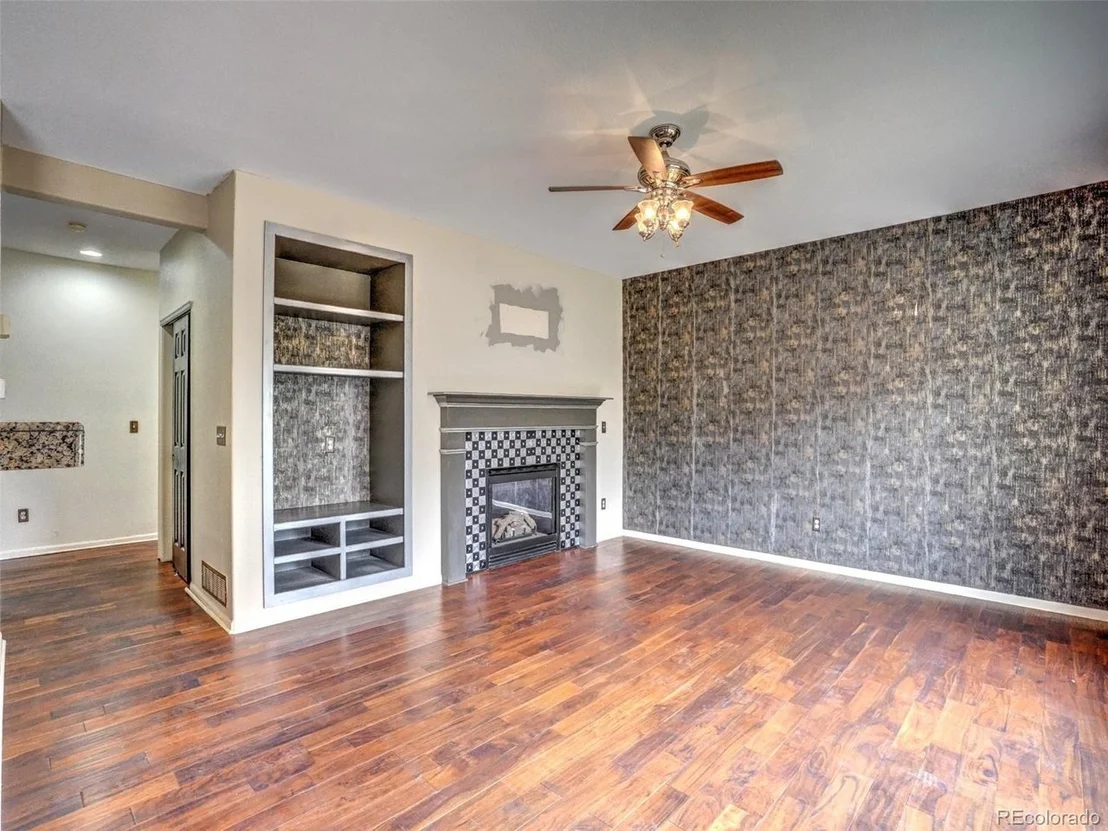 Photo of 5869 Scenic Ave