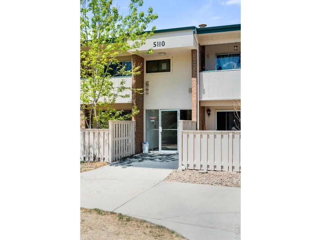 Photo of Unit 207 at 5110 Williams Fork Trl