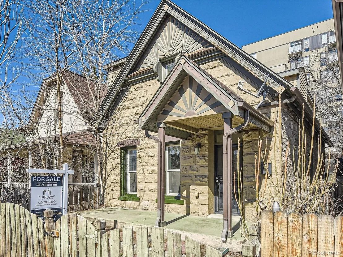 Photo of 2539 Glenarm Pl