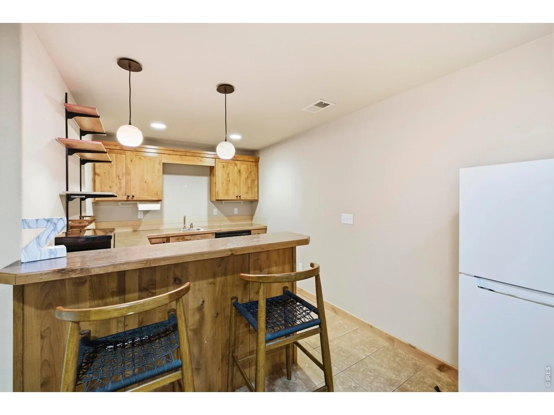 Photo of 75 Lodgepole Dr