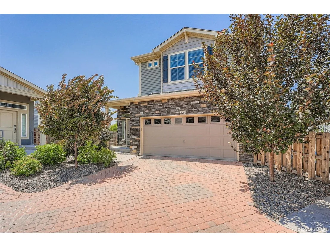 Photo of 26258 E Maple Dr