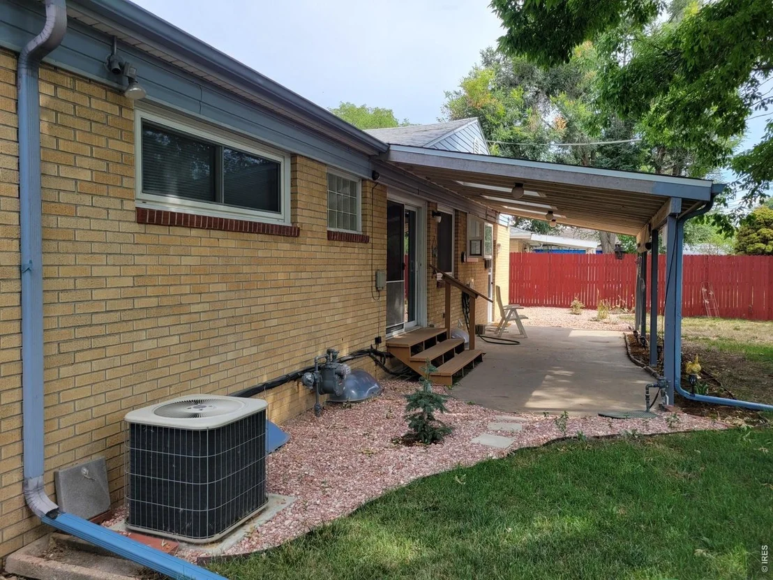 Photo of 2543 14th Ave