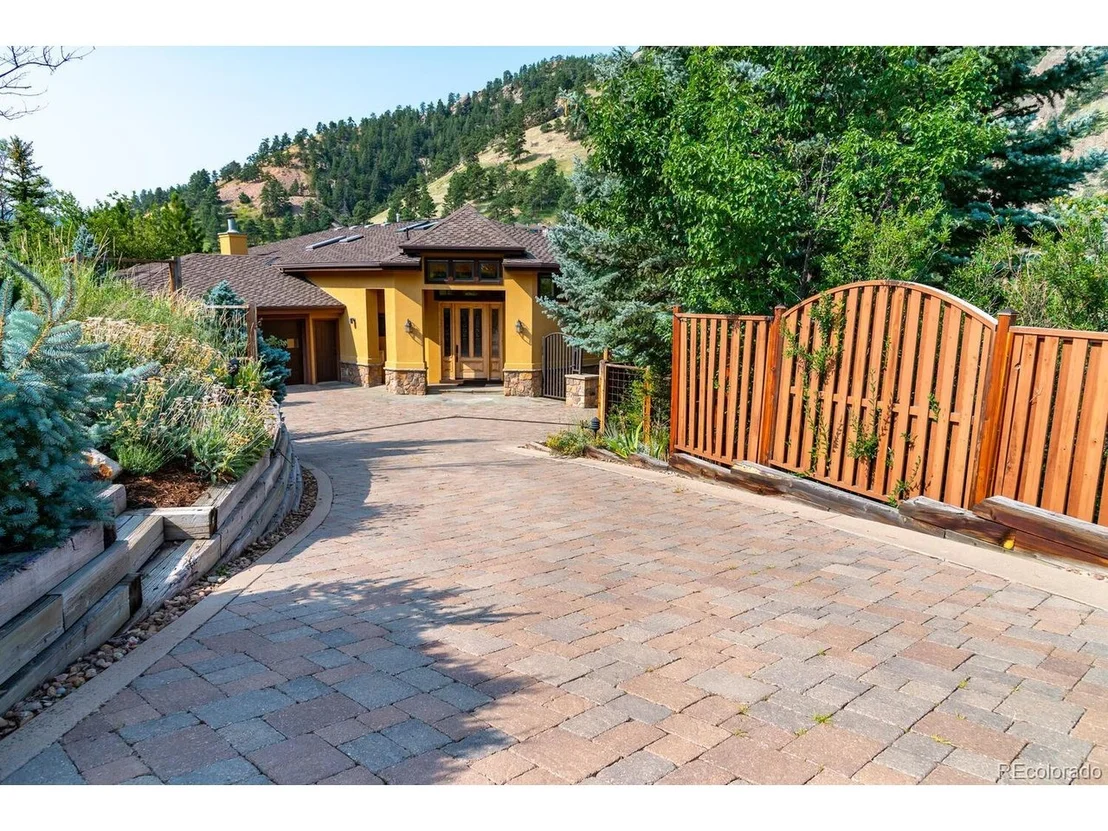 Photo of 177 Boulder View Ln